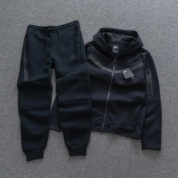 86516825-0EED-4651-9626-D254EDB2E51A