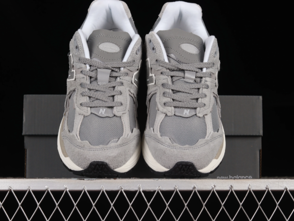 8C94DE7E-5DC9-41B9-ADAA-B65D9C34FEF9